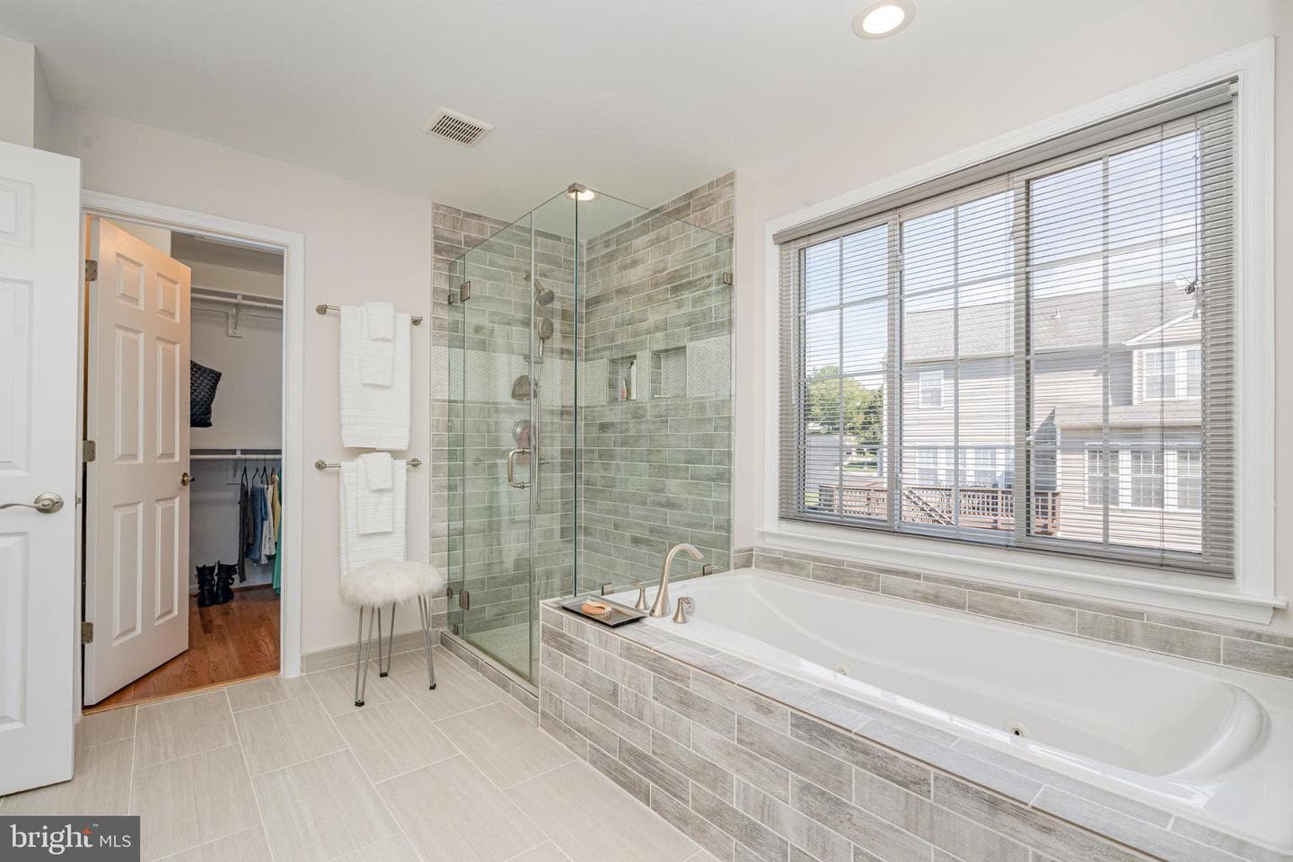 5917 Moonbeam Drive photo 28