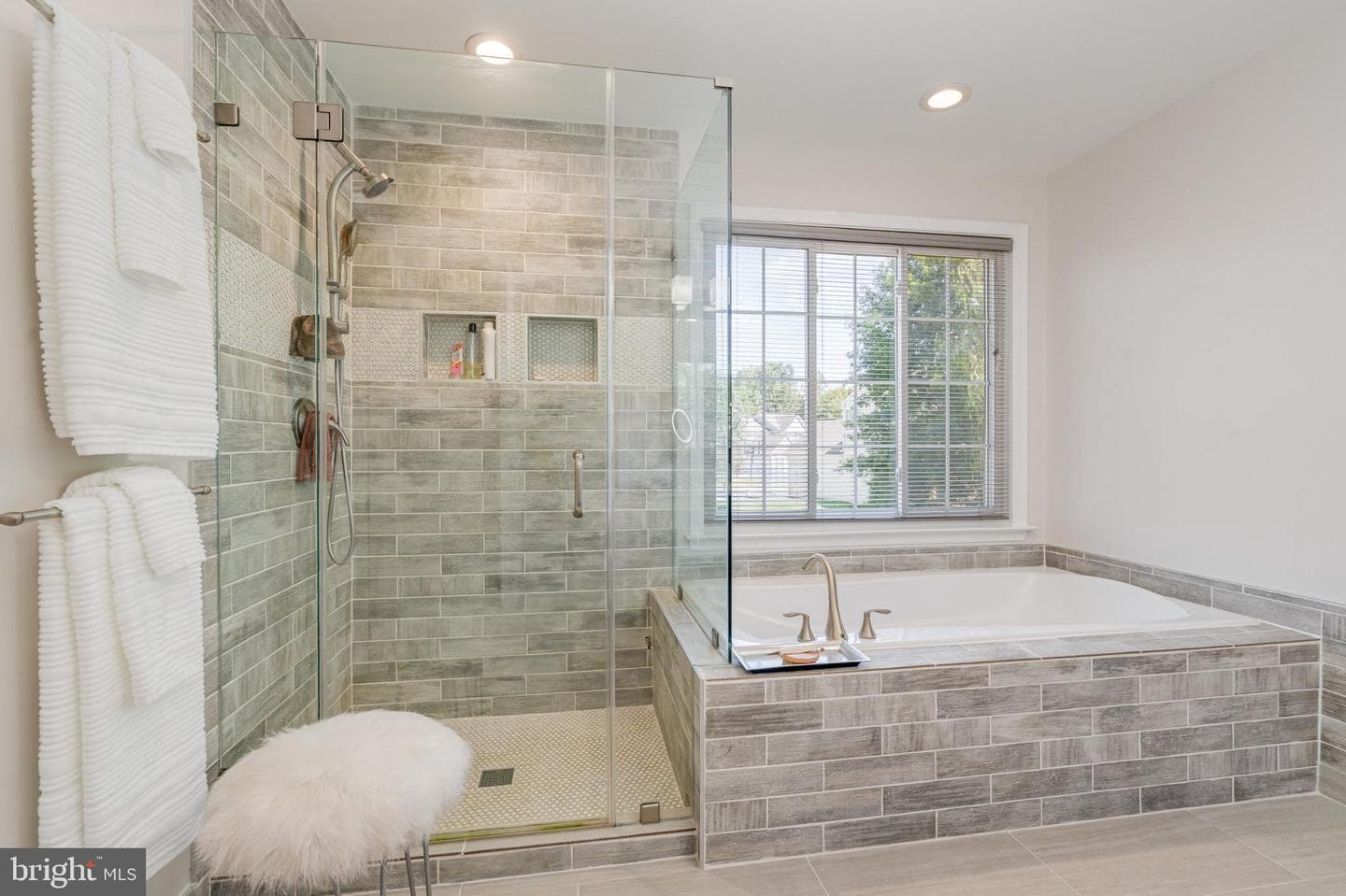 5917 Moonbeam Drive photo 29