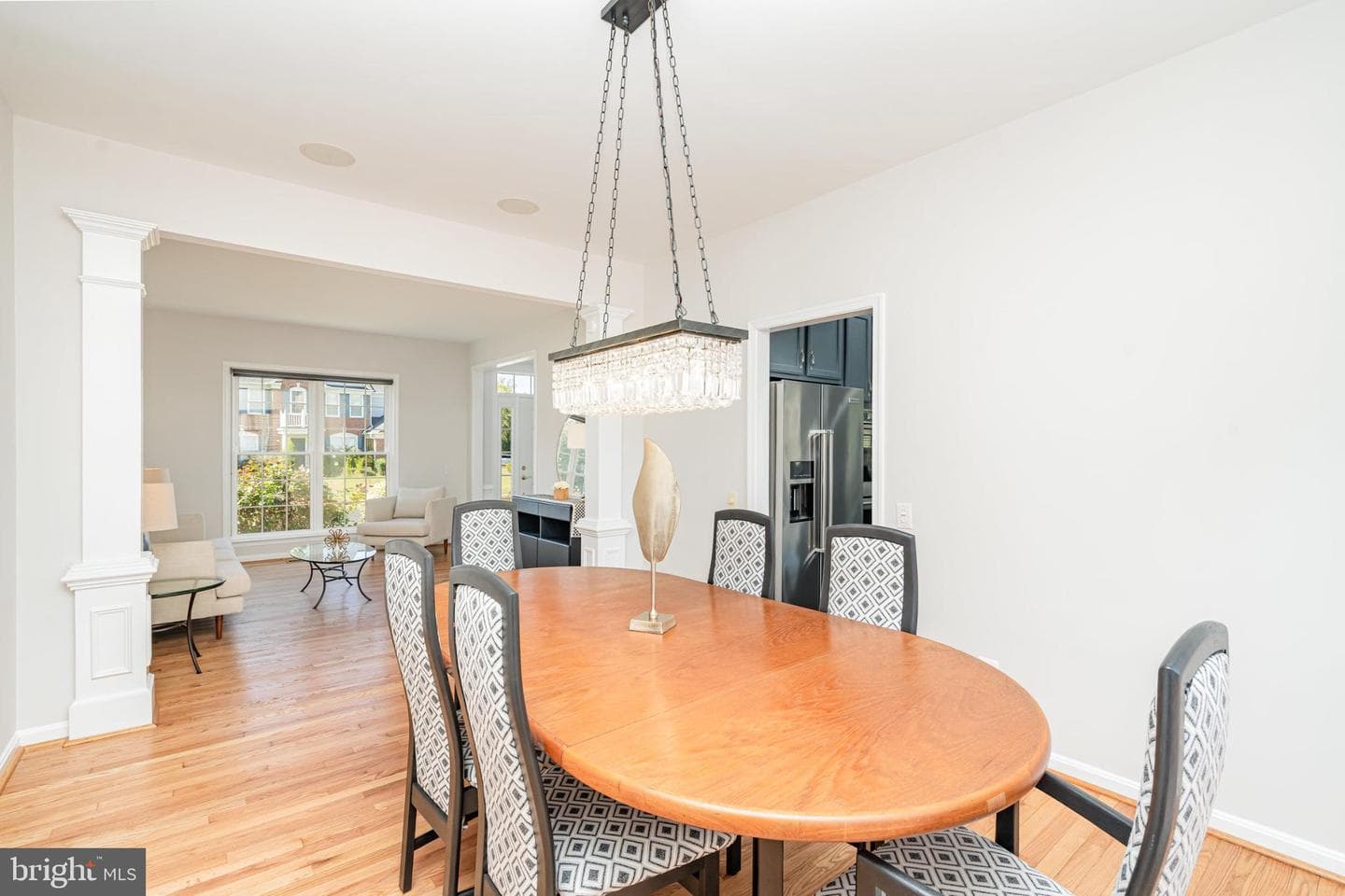 5917 Moonbeam Drive photo 8