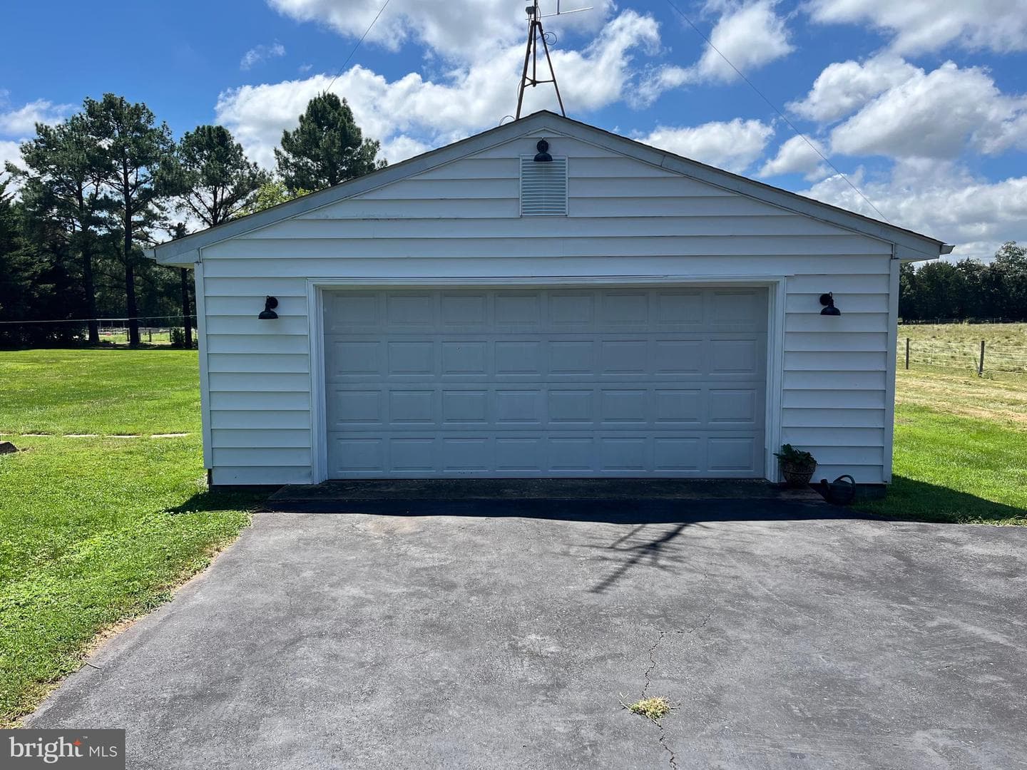 11817 Colvin Lane photo 33