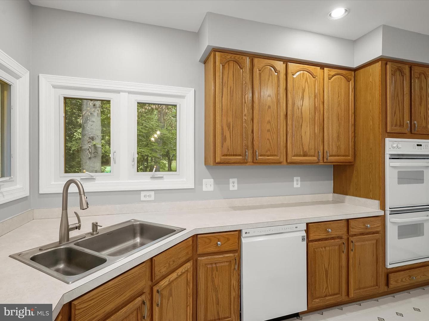 10940 Meanderview Court photo 16
