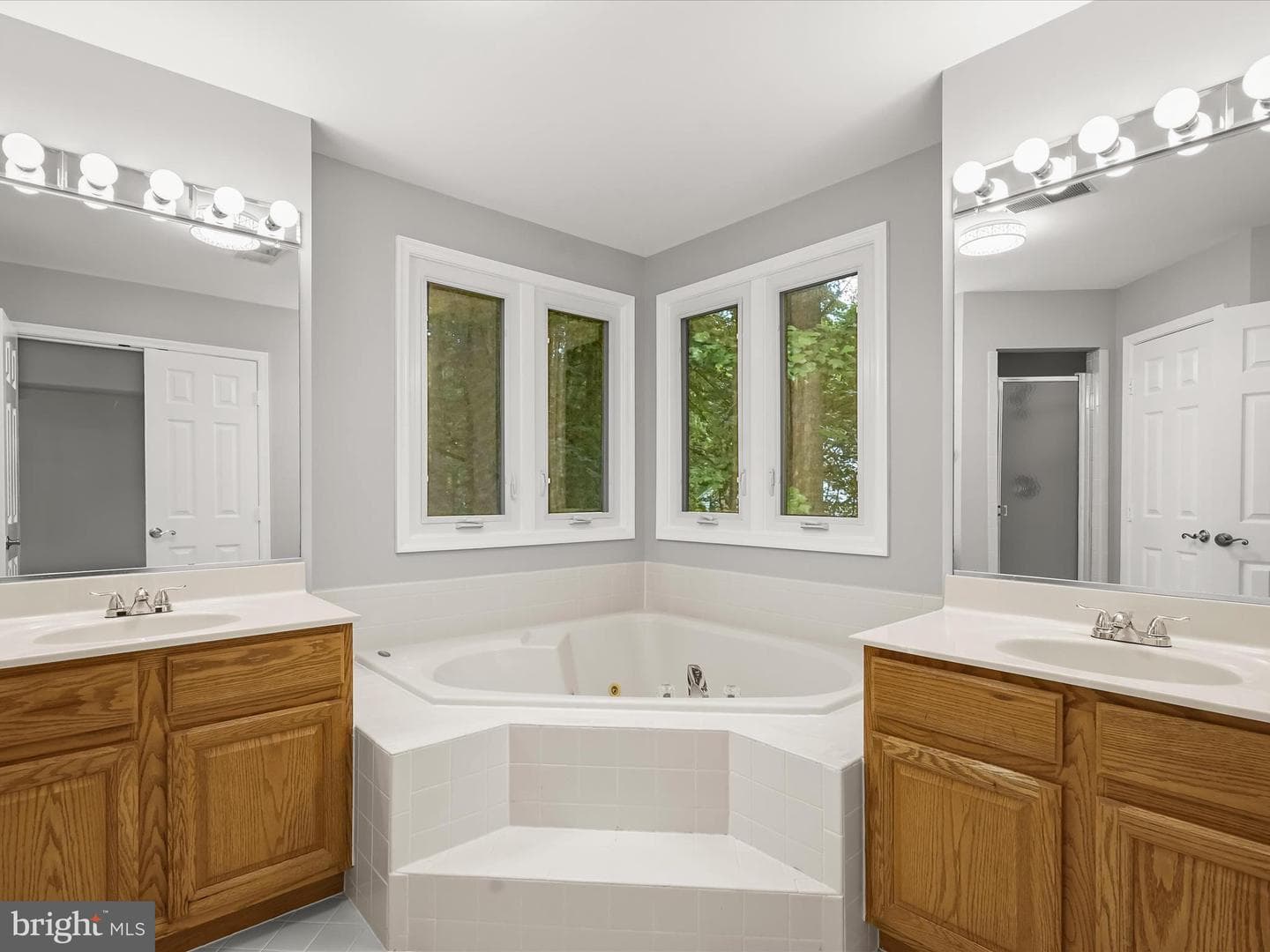 10940 Meanderview Court photo 40