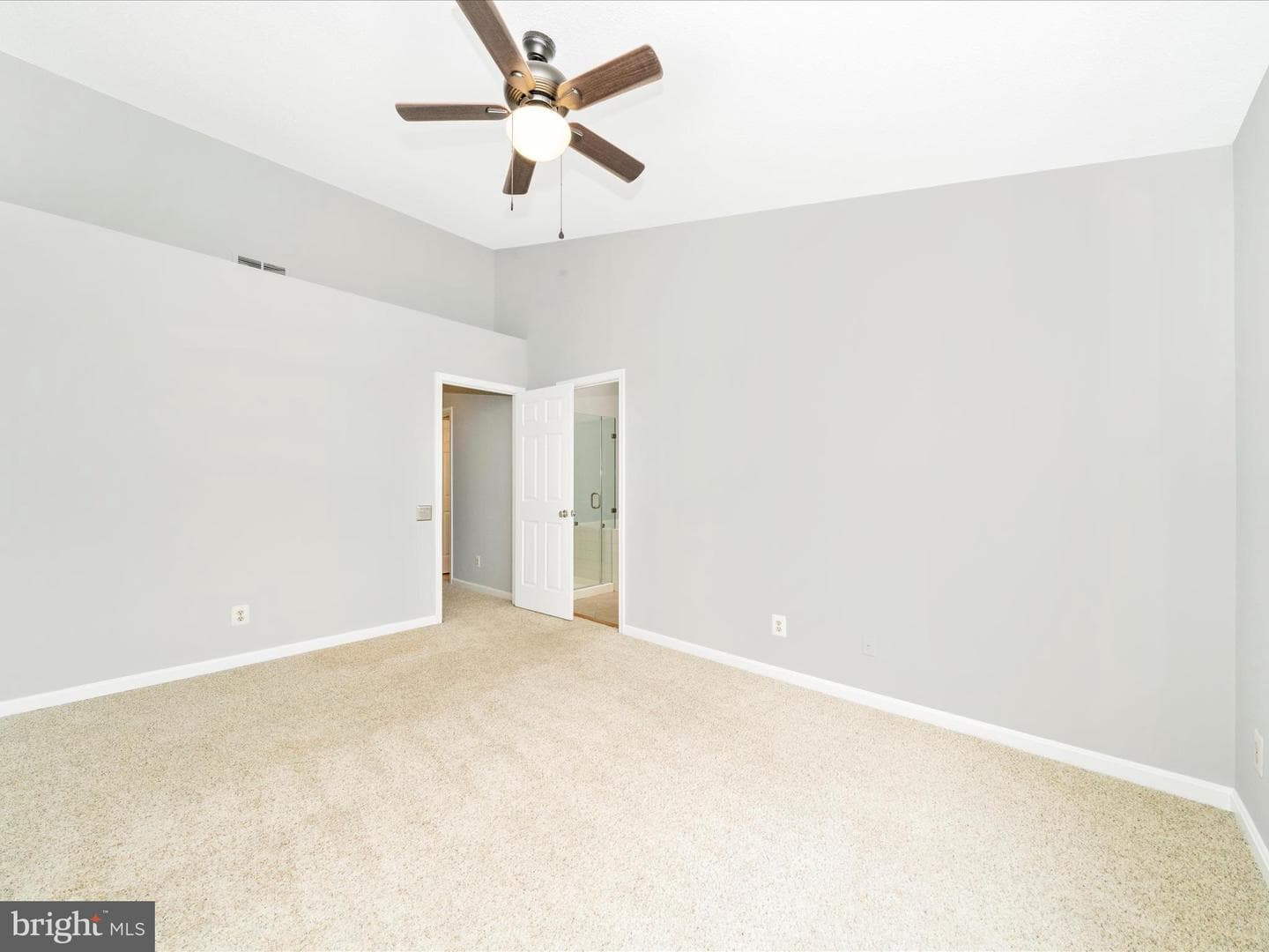 2661 McGuffeys Court photo 23