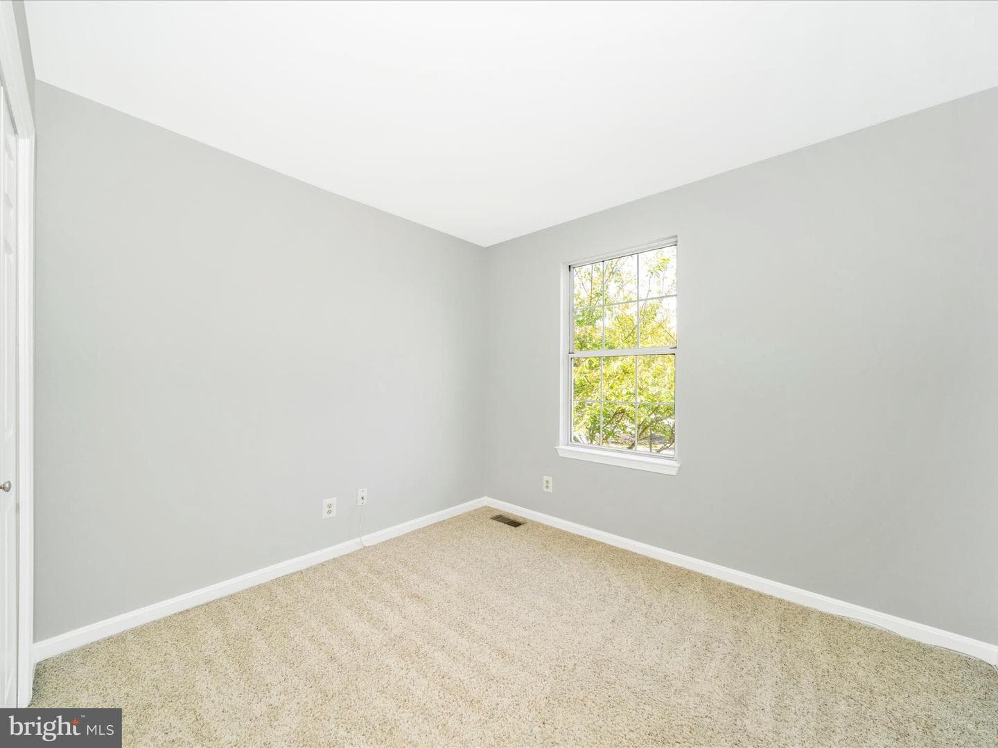 2661 McGuffeys Court photo 28