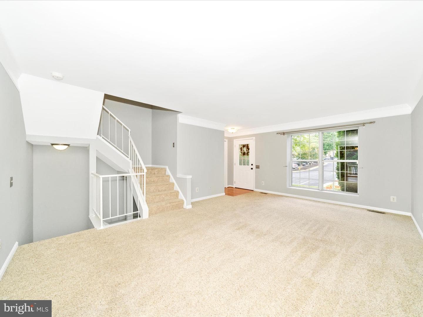2661 McGuffeys Court photo 6