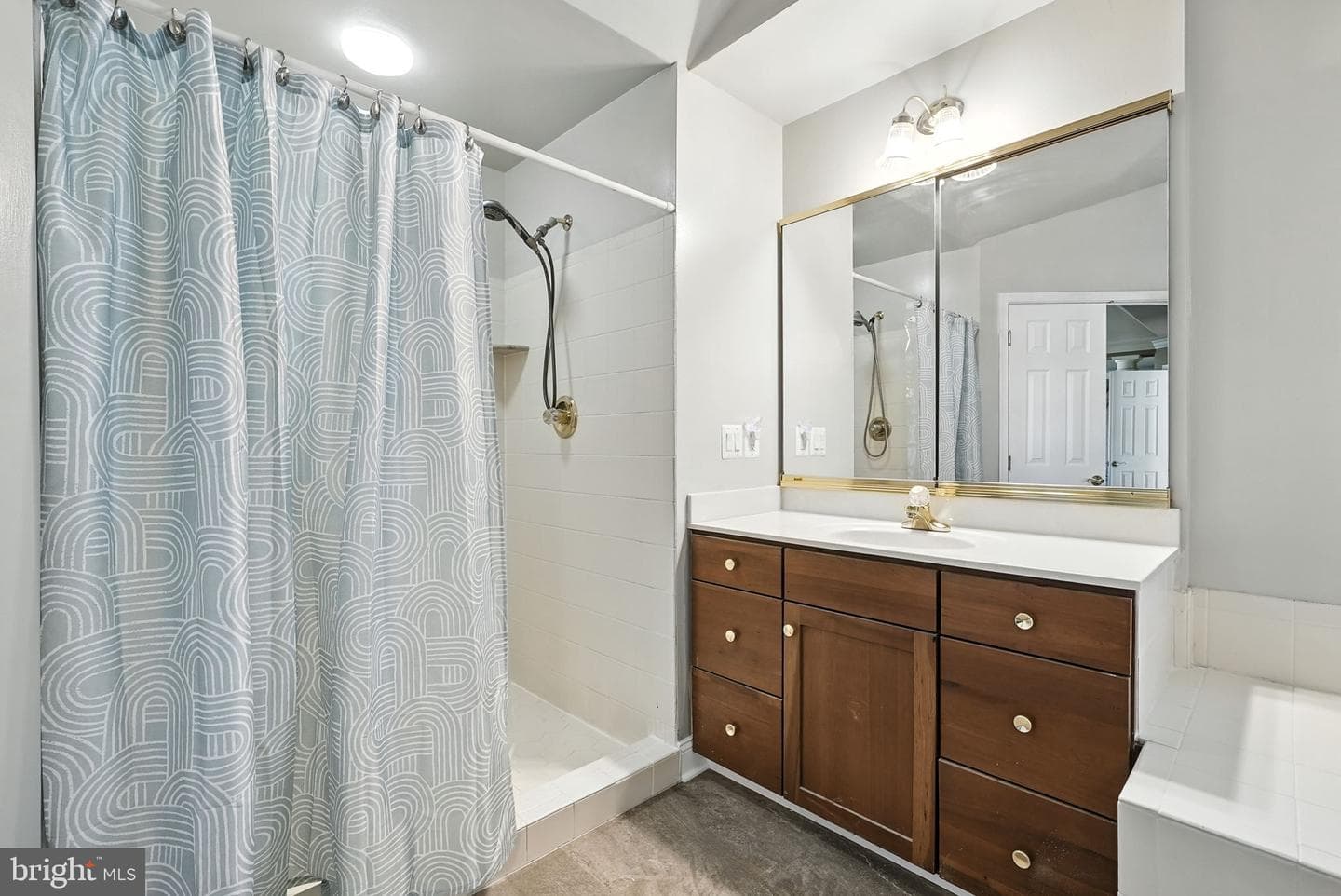5593 Tucson Court photo 35