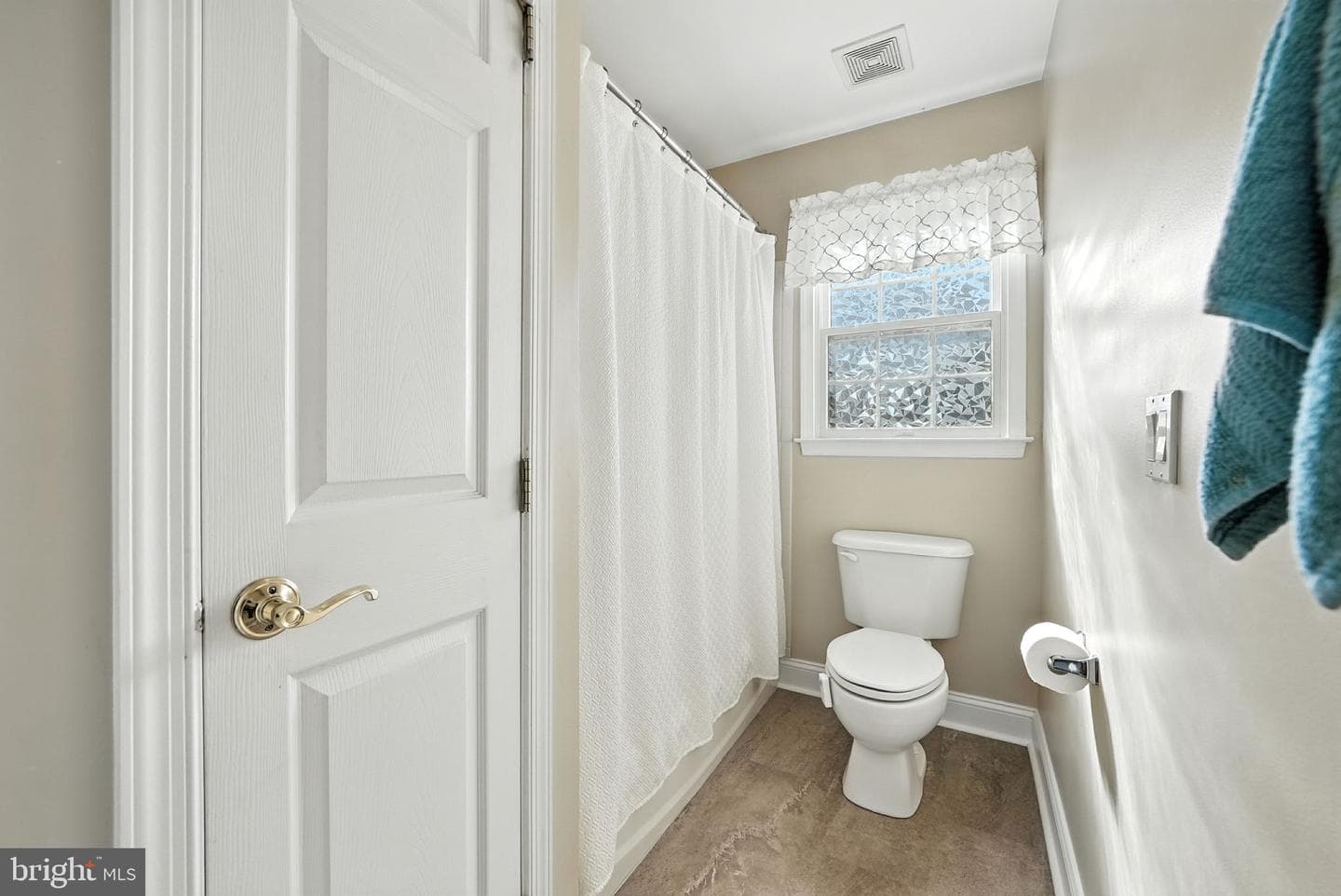 5593 Tucson Court photo 45