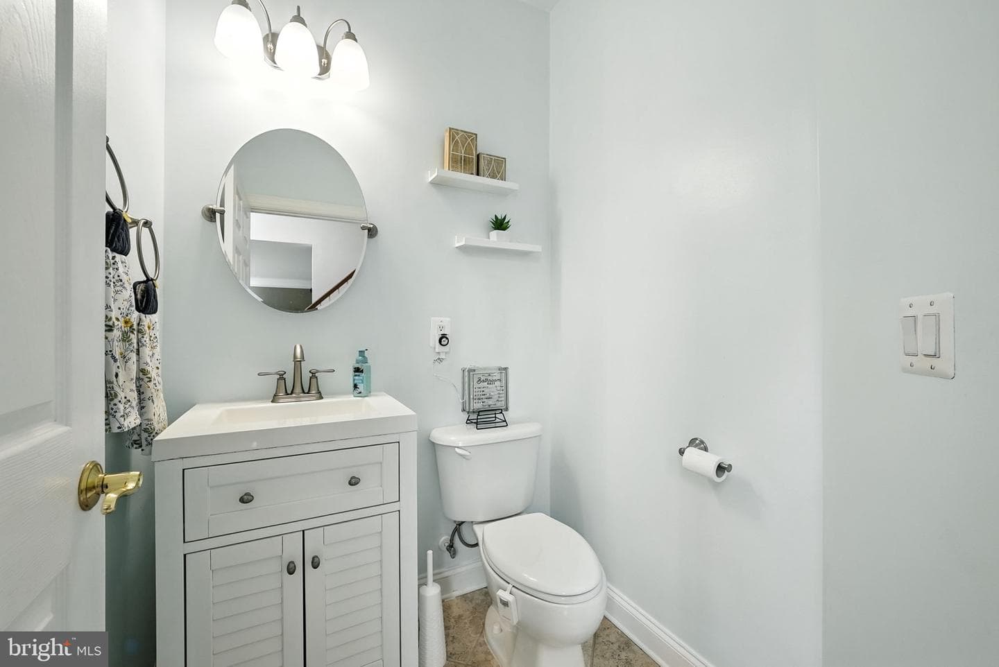 5593 Tucson Court photo 8
