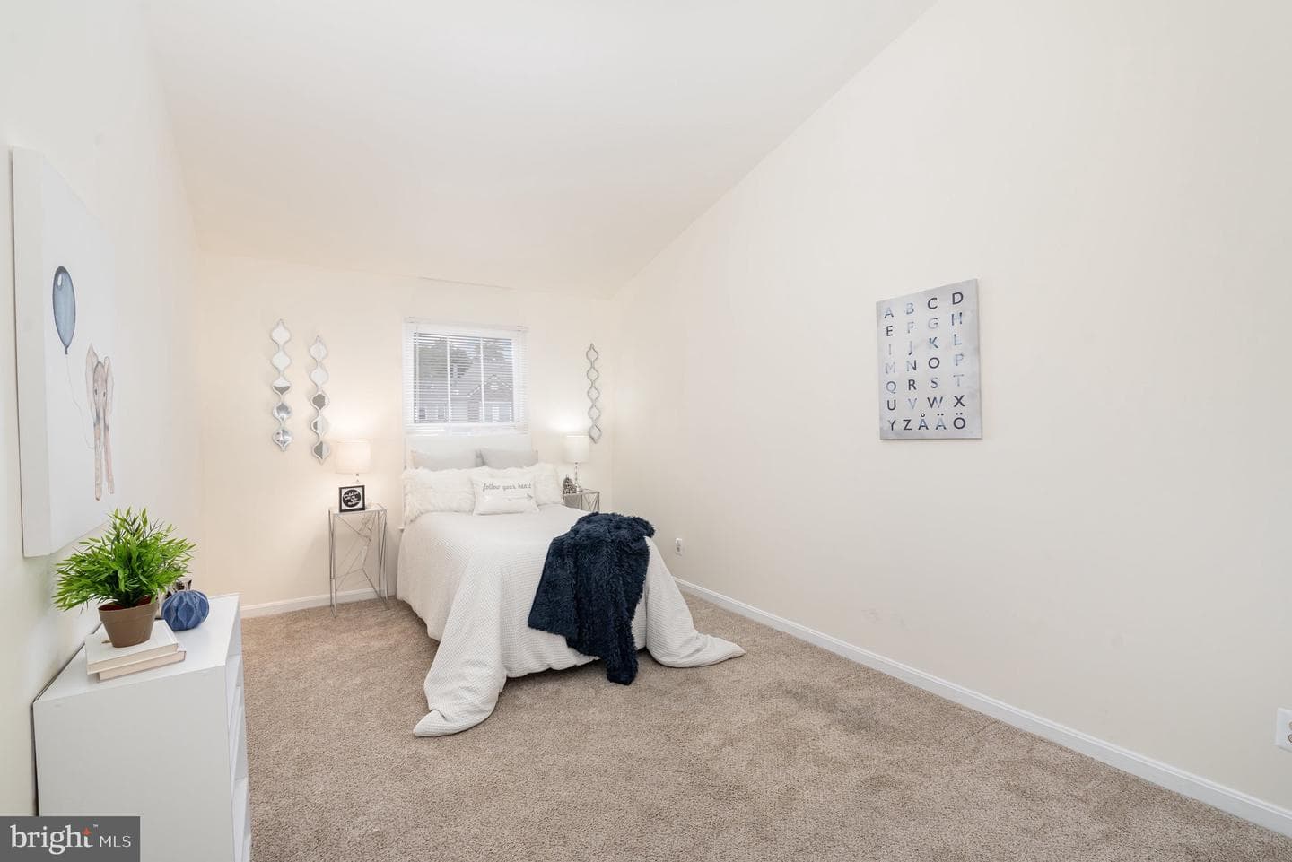 4068 Chetham Way photo 24