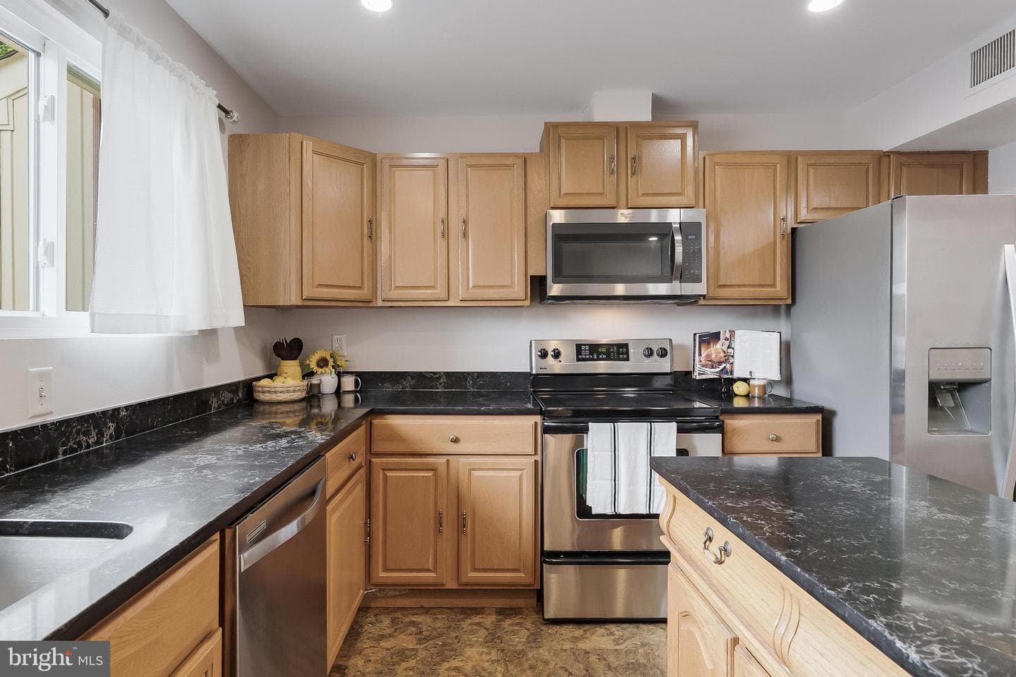 15353 Grist Mill Terrace photo 9