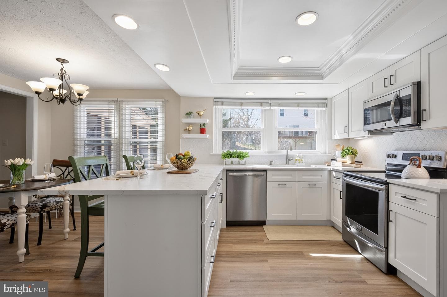 15310 Iris Lane photo 14