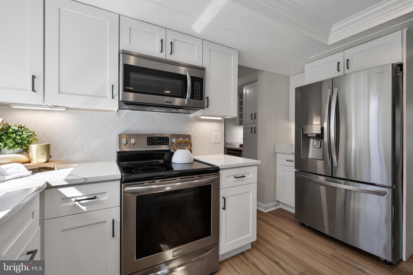 15310 Iris Lane photo 16