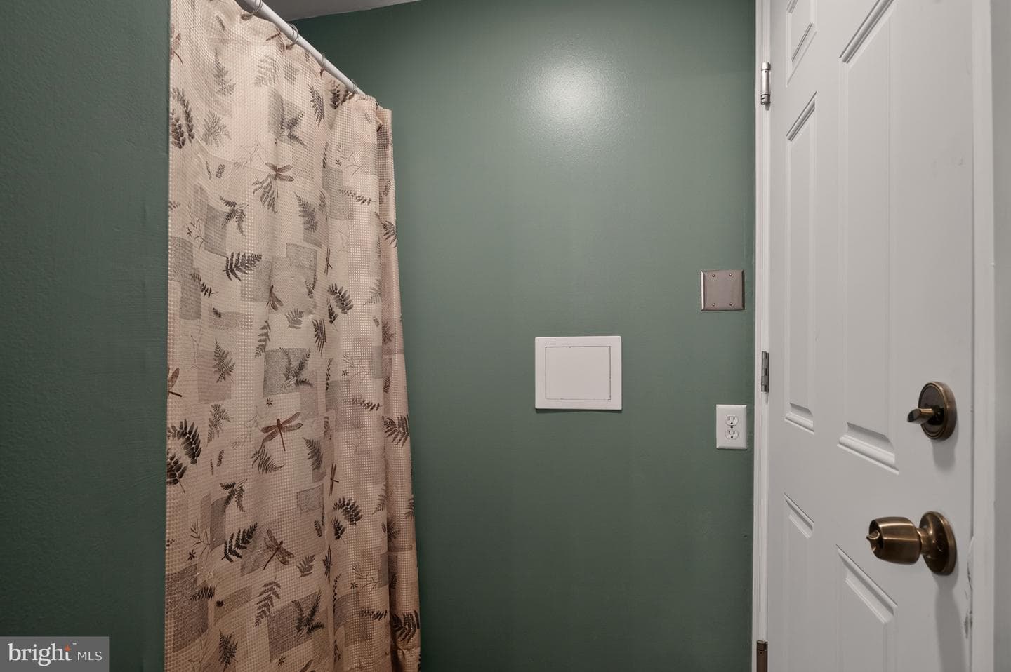 15310 Iris Lane photo 40