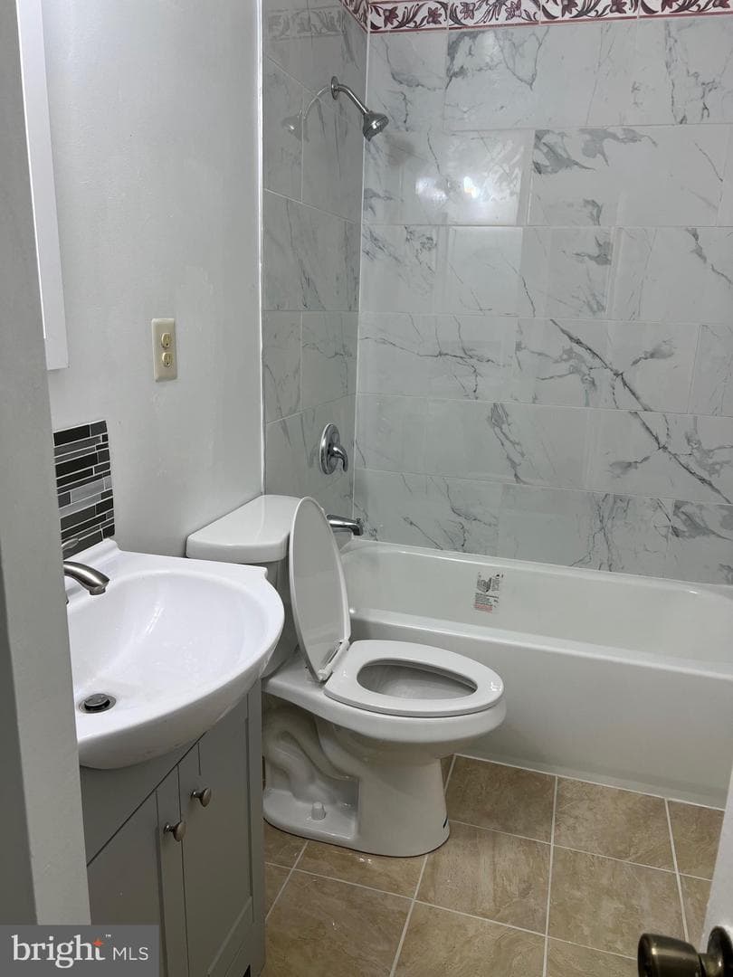 14657 Cloverdale Road photo 13