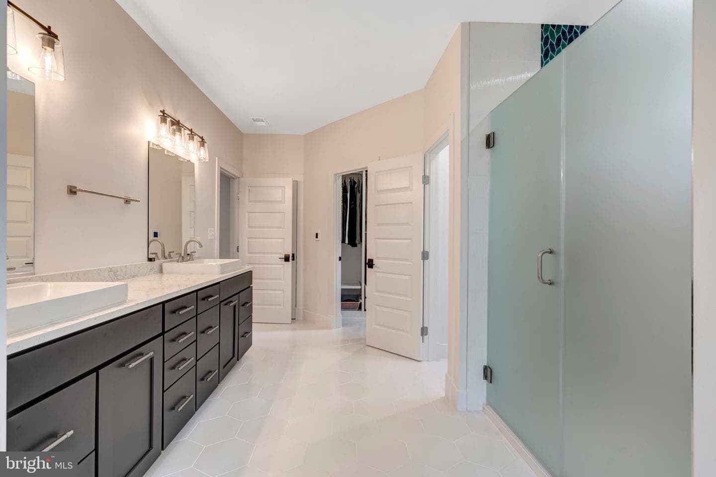 8880 Evelyn Drive photo 27