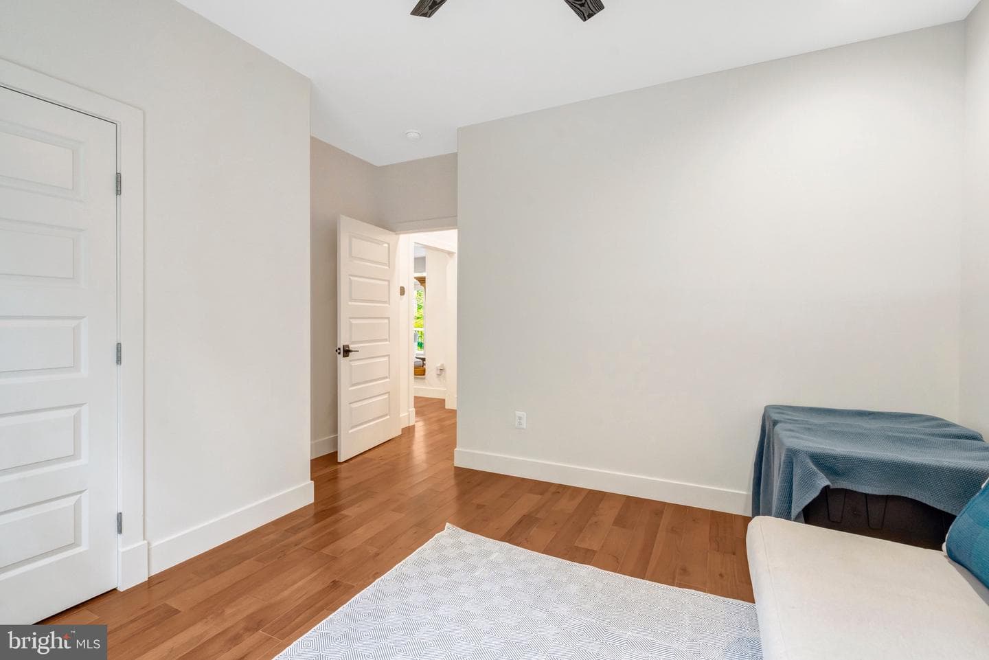 8880 Evelyn Drive photo 34