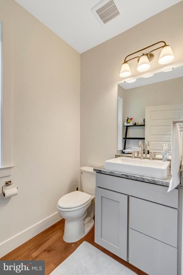 8880 Evelyn Drive photo 36