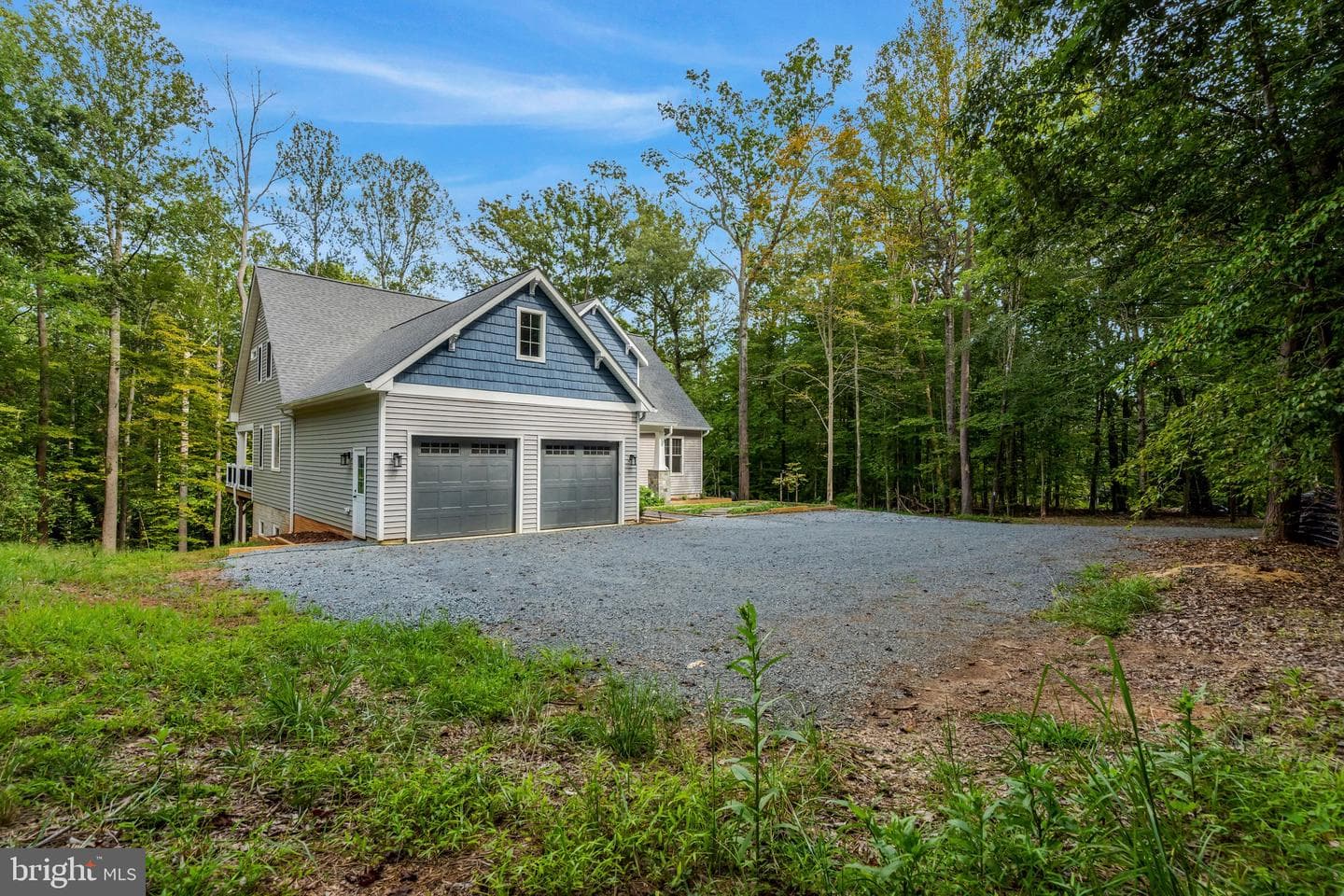 8880 Evelyn Drive photo 4