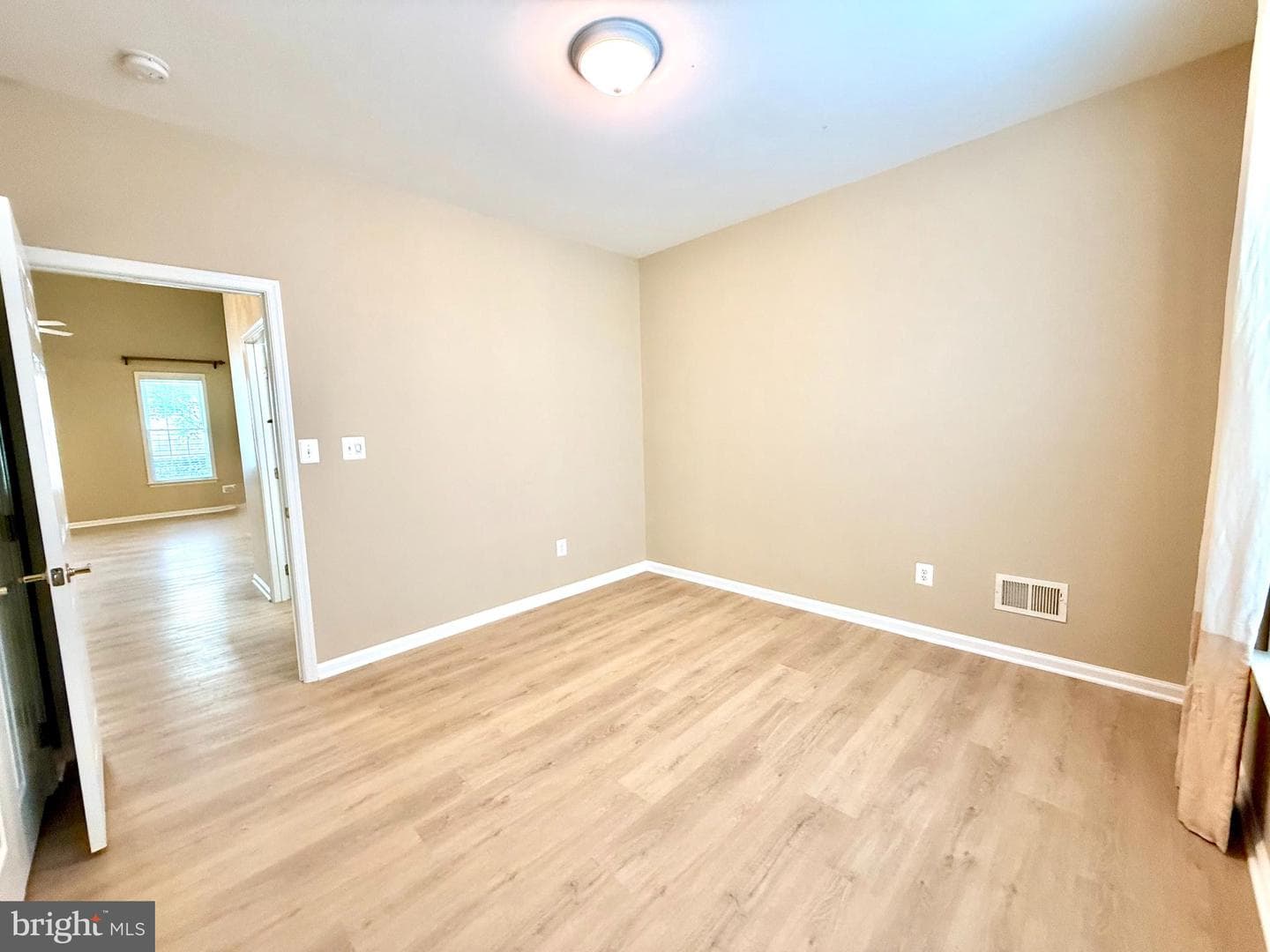13737 Heritage Valley Way photo 24