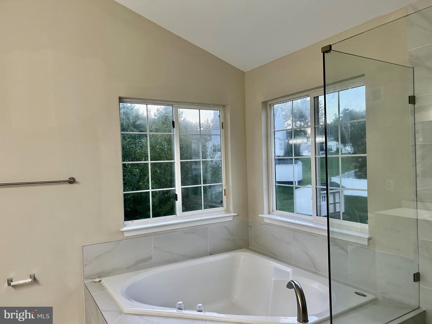 15472 Ambergate Drive photo 22