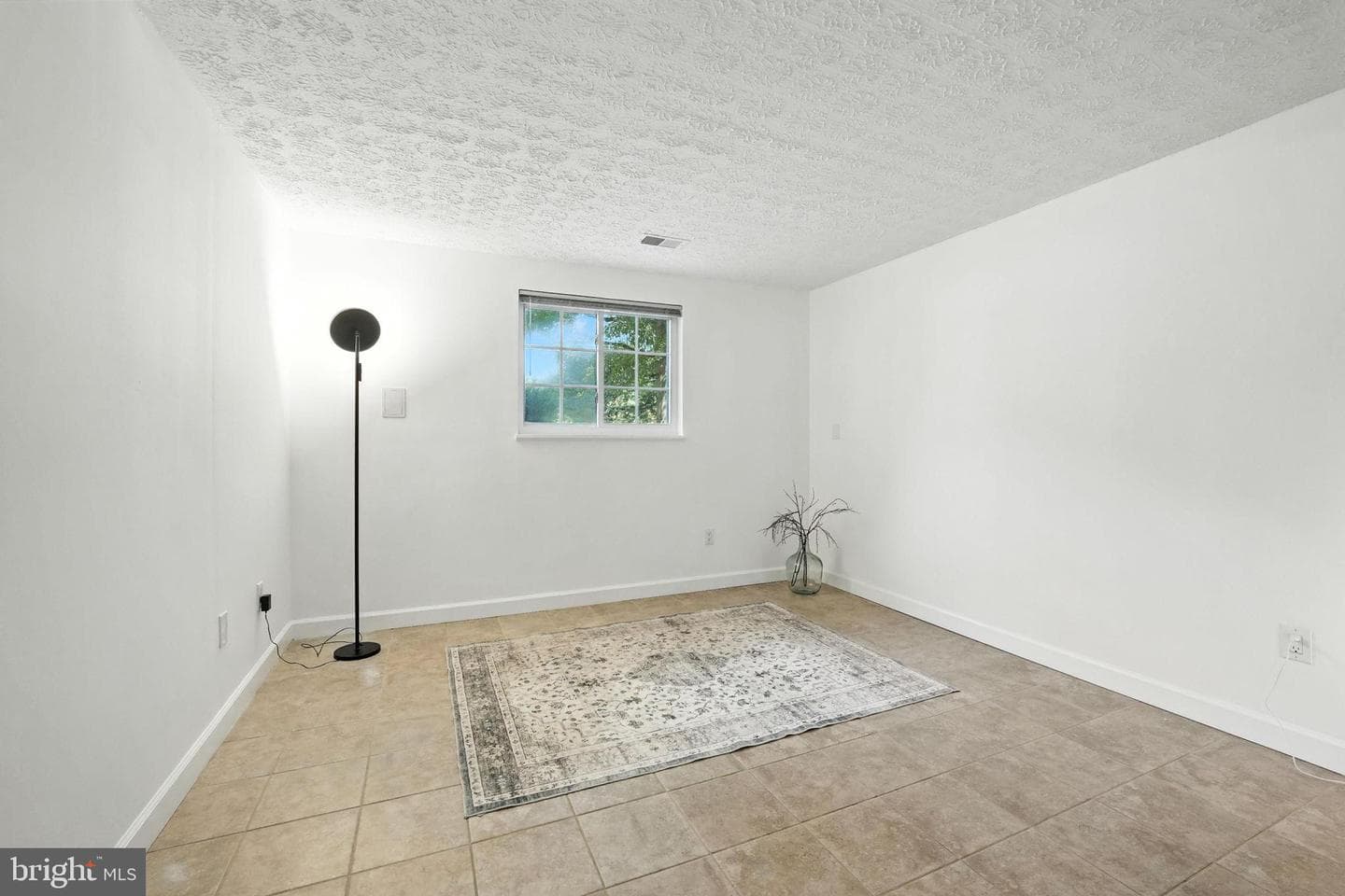 2527 Tabor Court photo 23