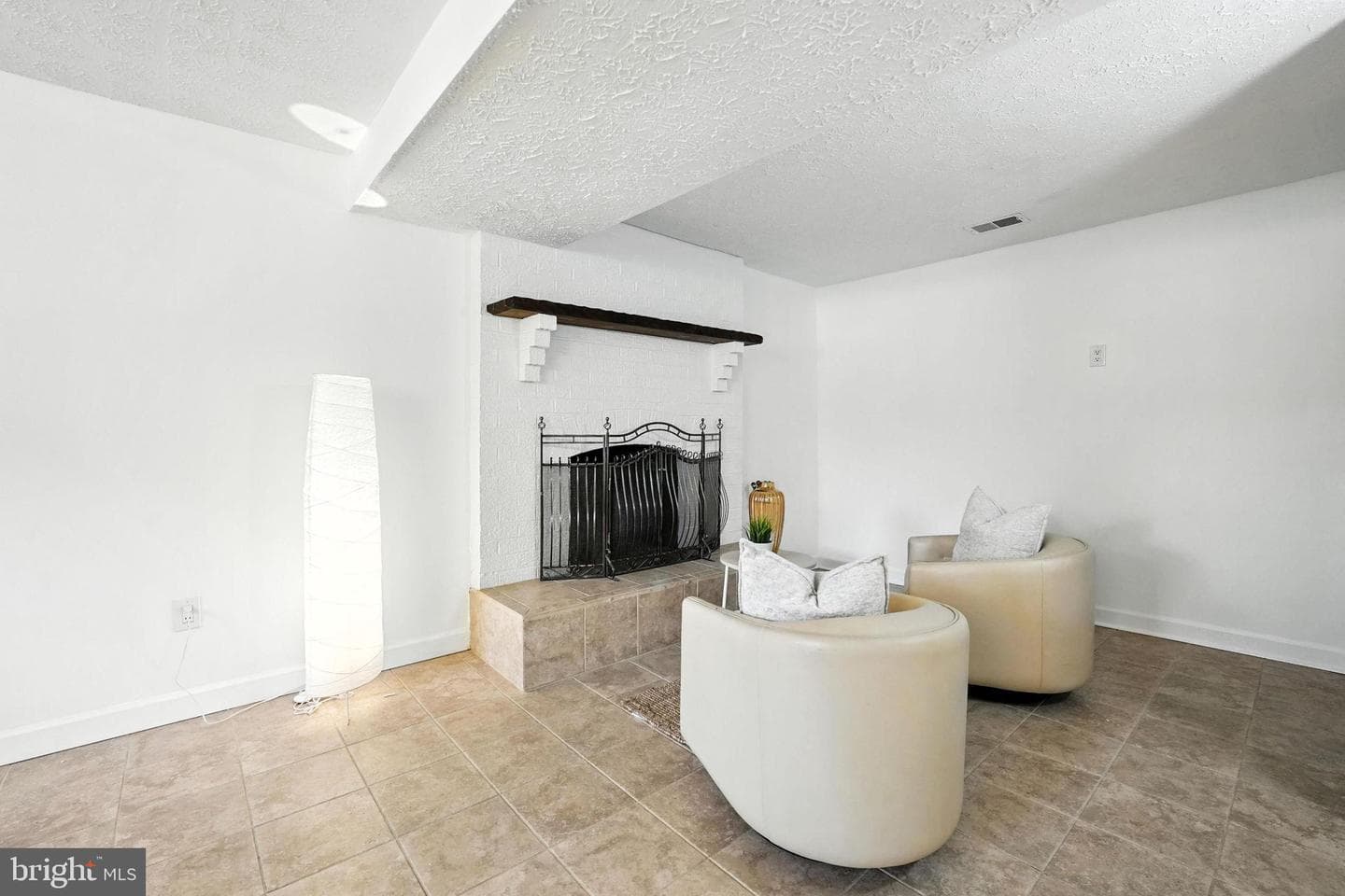 2527 Tabor Court photo 25