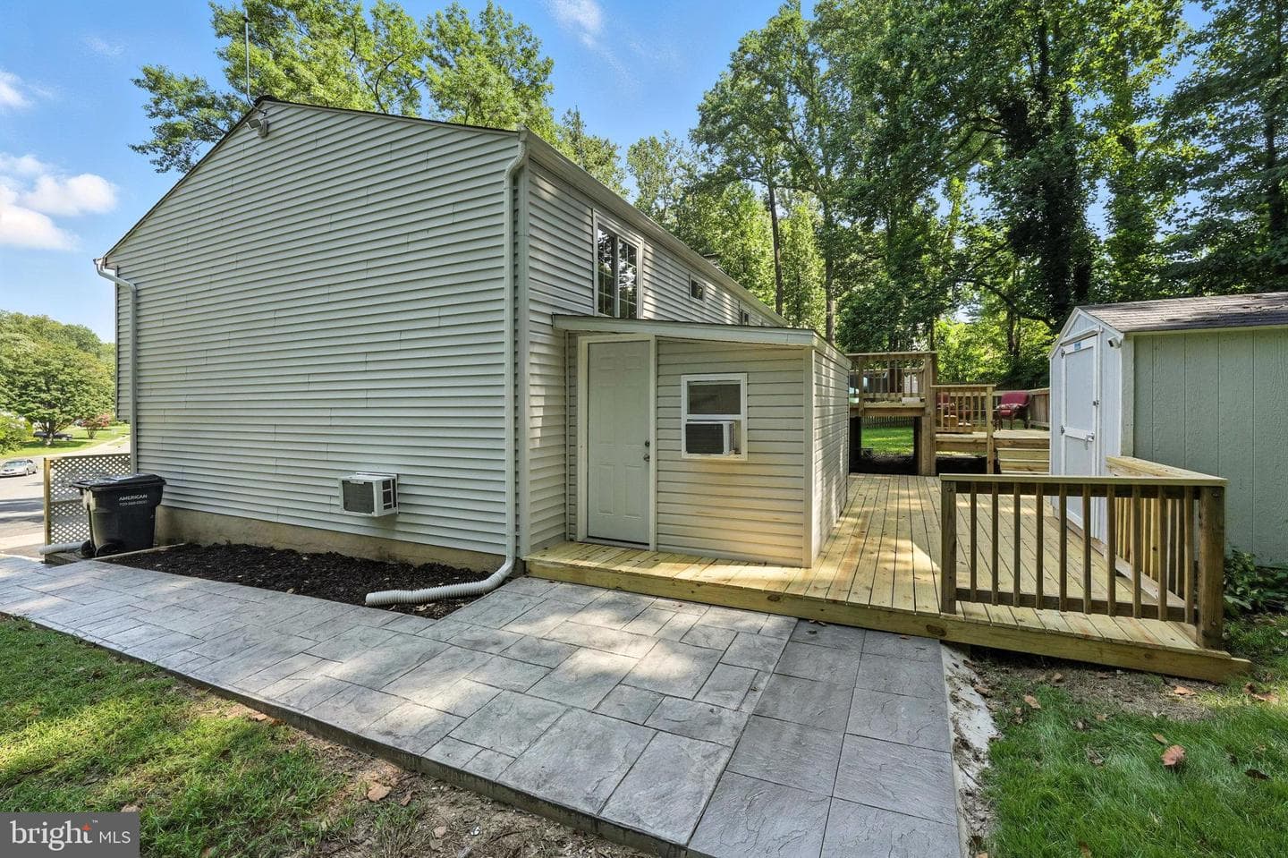 2527 Tabor Court photo 35