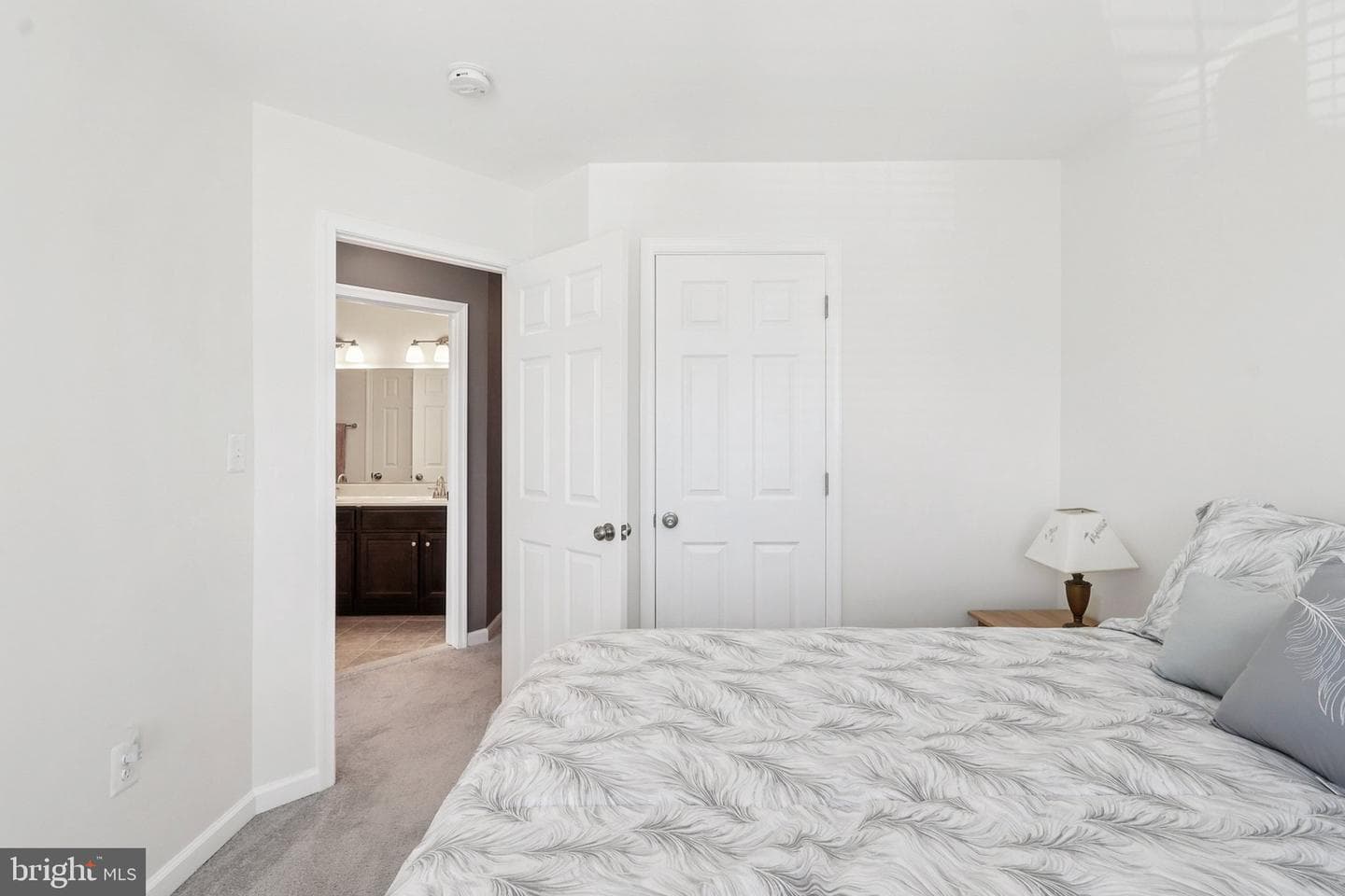 15714 Palermo Terrace photo 26