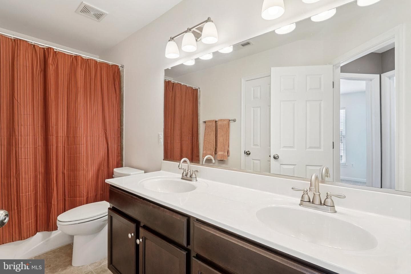 15714 Palermo Terrace photo 31