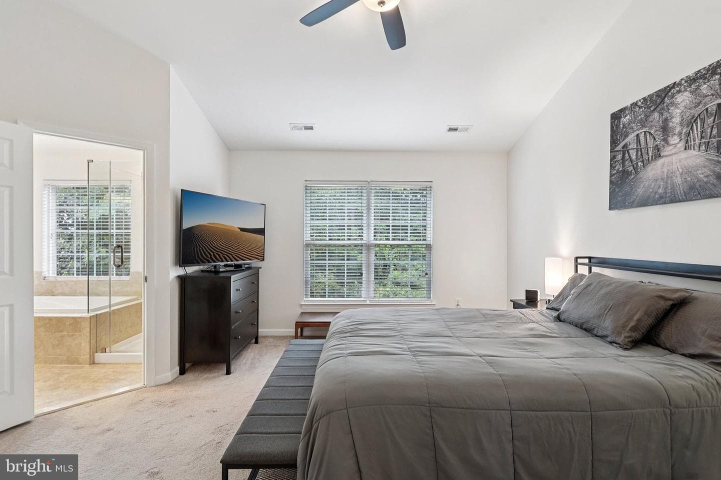 15714 Palermo Terrace photo 34