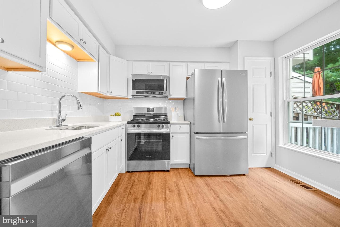 12758 Silvia Loop photo 10