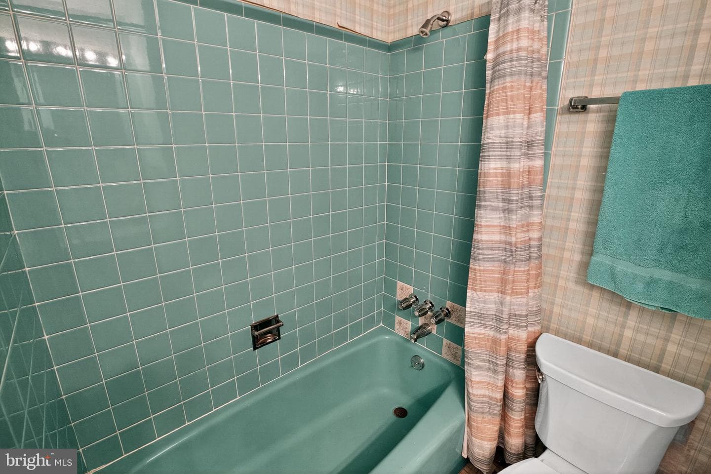 7374 Roxbury Avenue photo 14