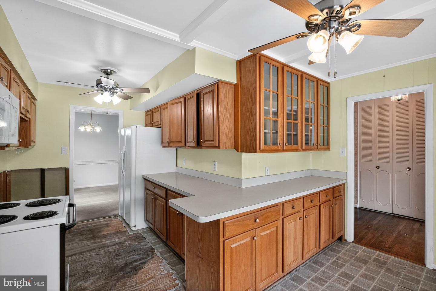 7374 Roxbury Avenue photo 20