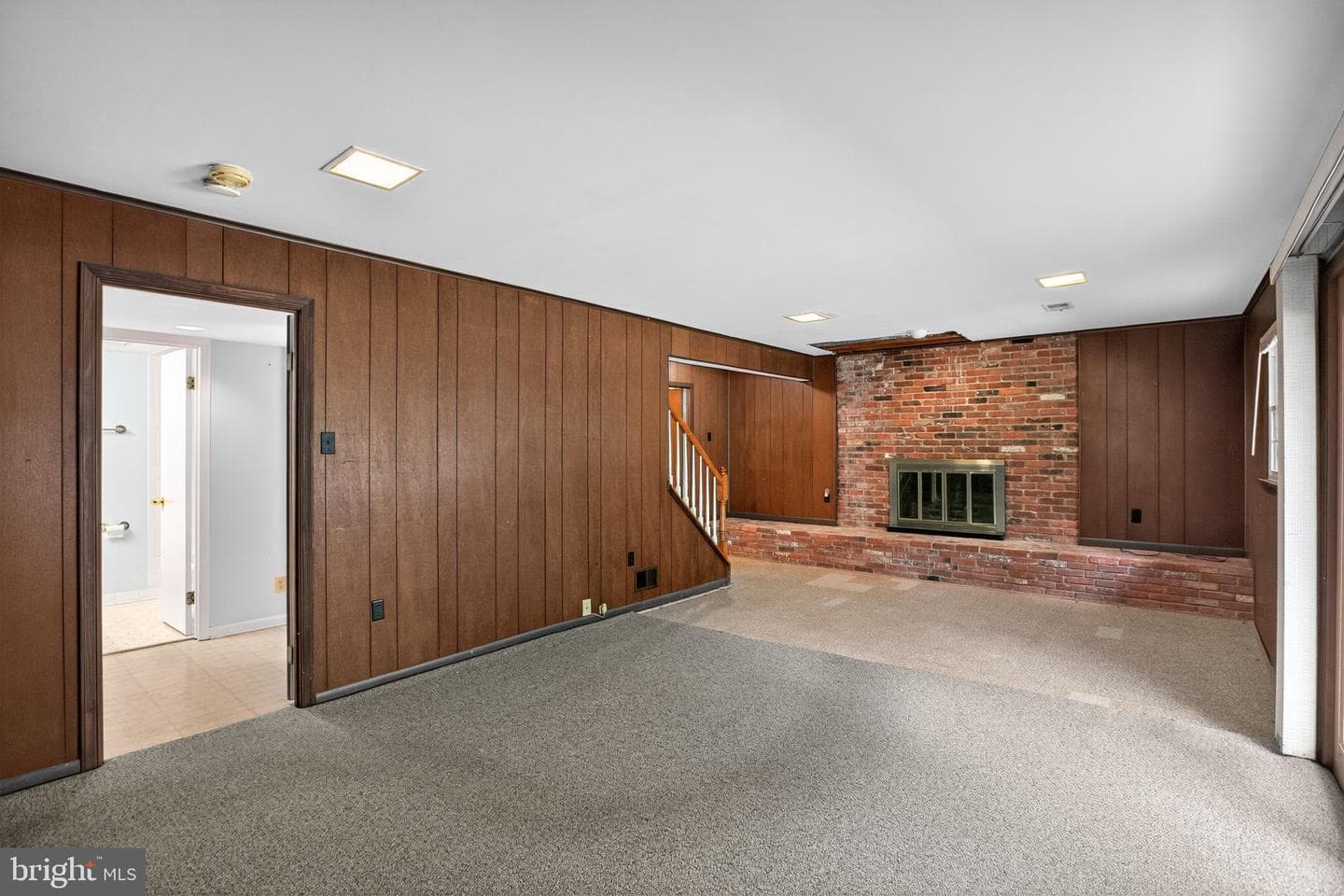 7374 Roxbury Avenue photo 28