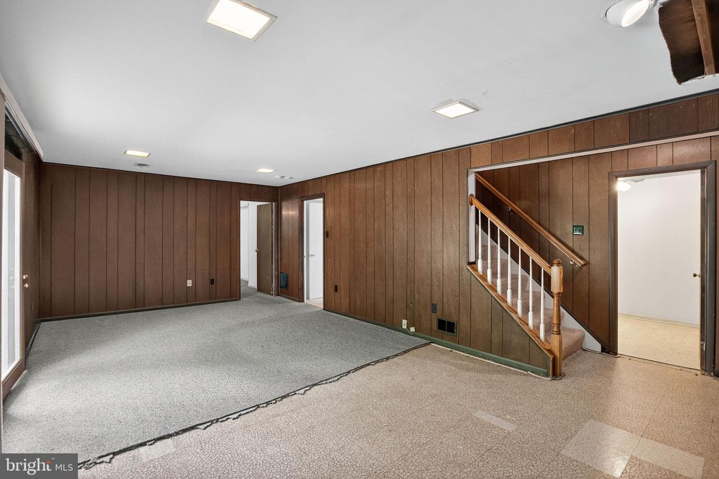 7374 Roxbury Avenue photo 29