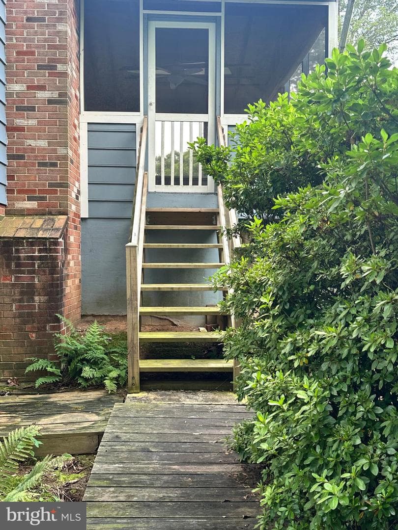 7374 Roxbury Avenue photo 35