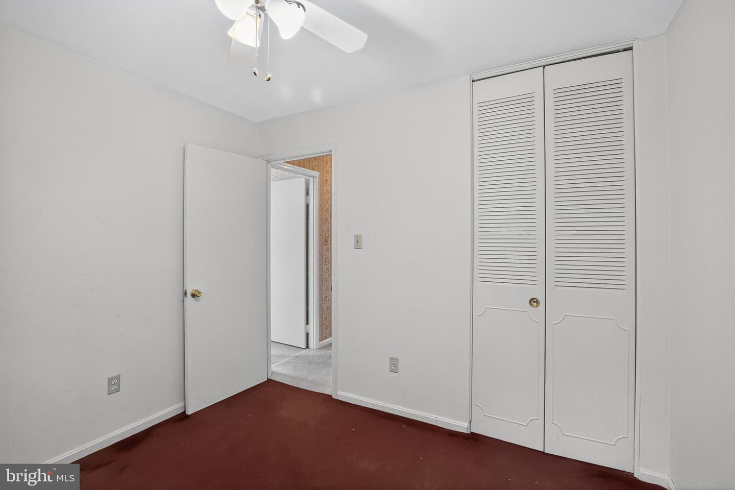 7374 Roxbury Avenue photo 8