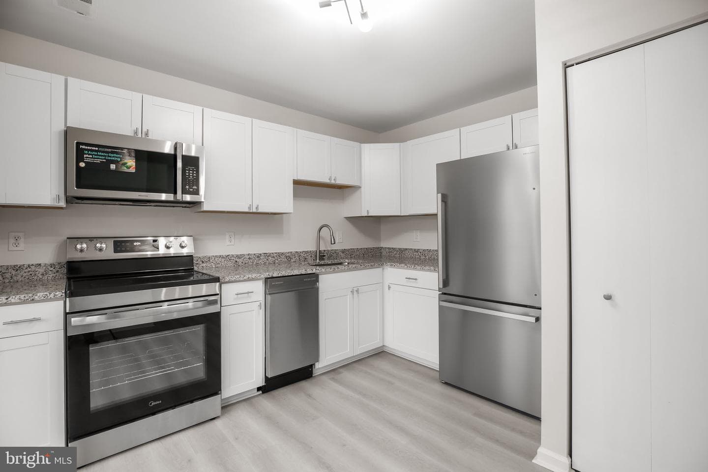 16238 Taconic Circle #110e photo 2