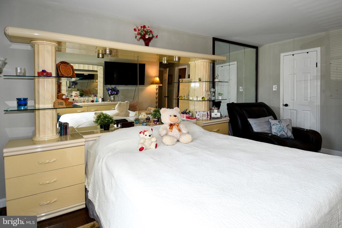 7546 Belle Grae Drive #1 photo 20