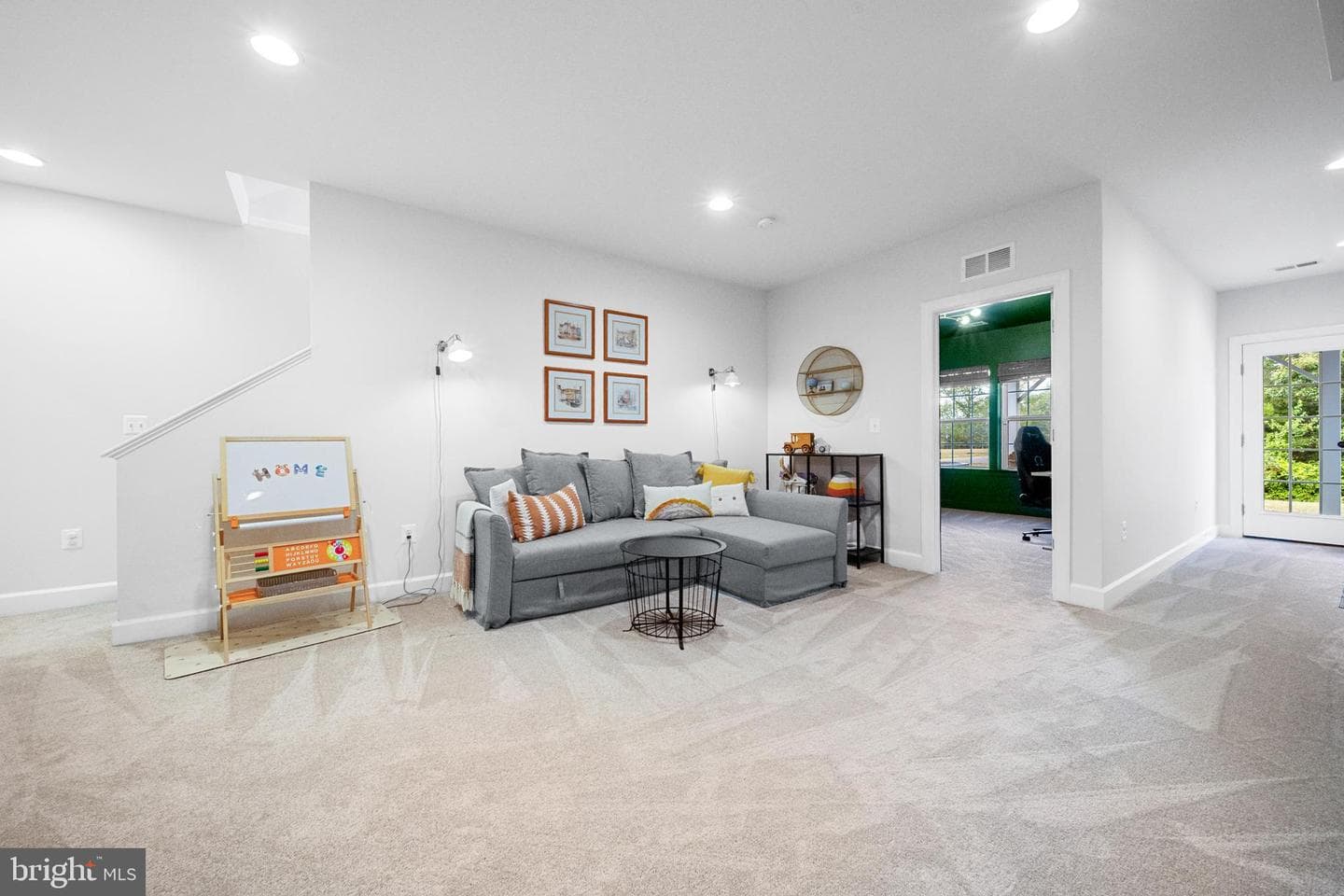 10758 Hinton Way photo 32