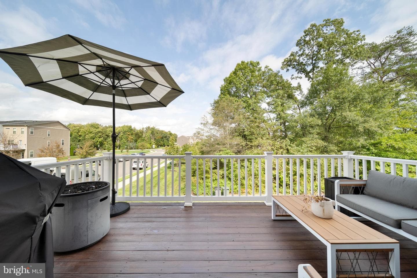 10758 Hinton Way photo 43