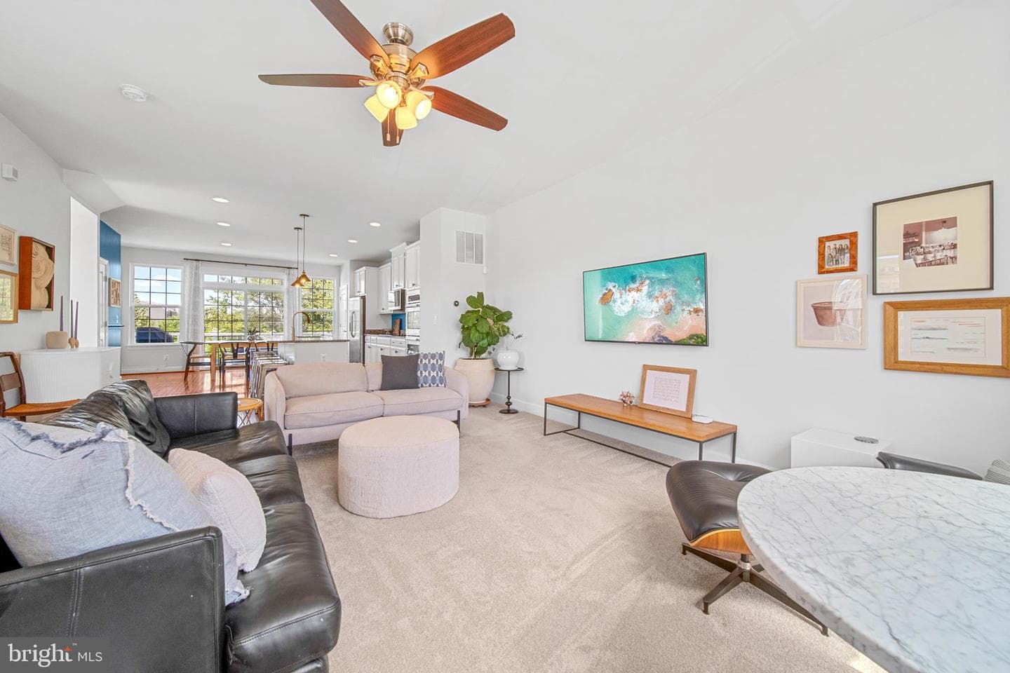 10758 Hinton Way photo 5