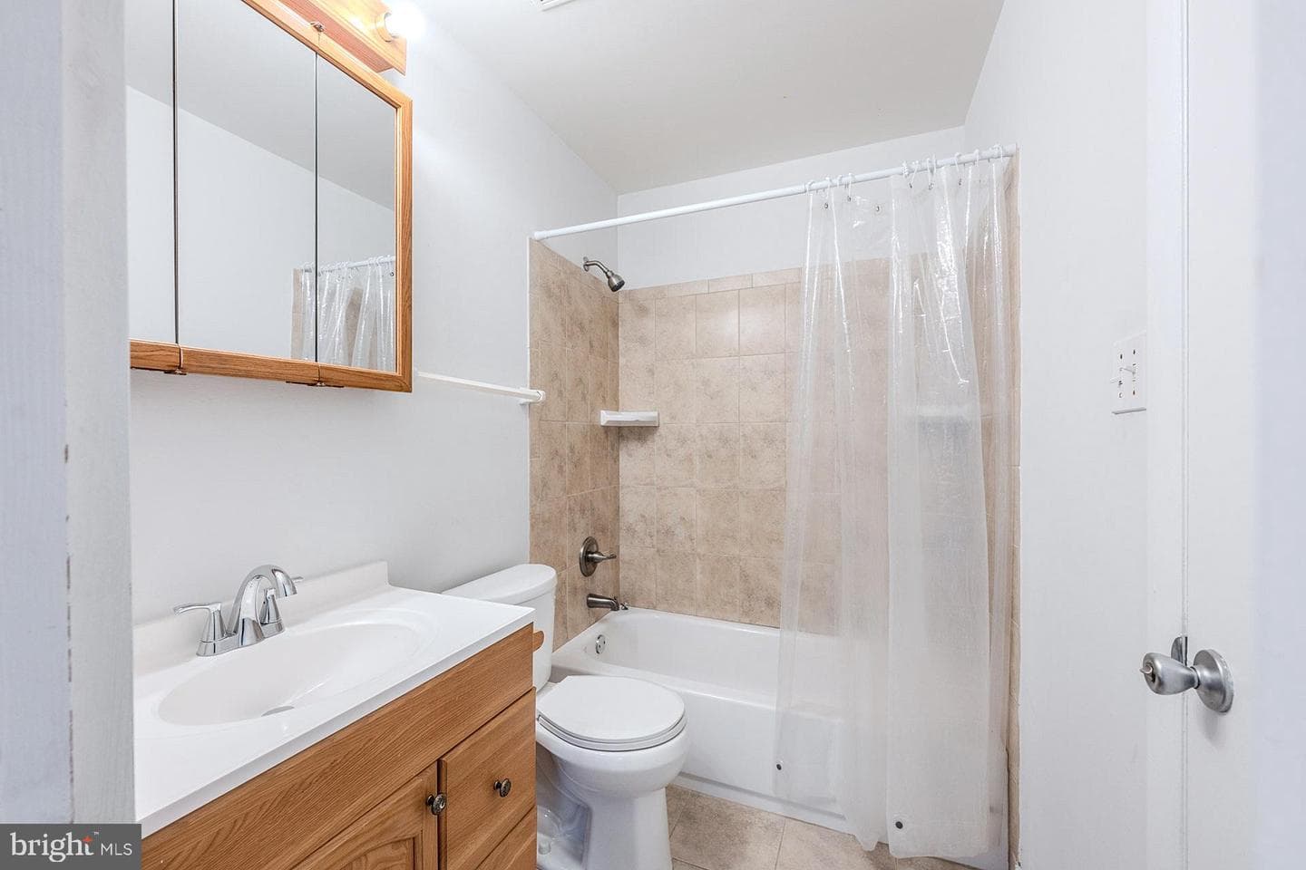 14814 Emberdale Drive photo 24