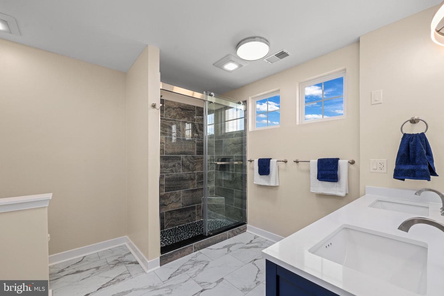8781 Comfort Court photo 4