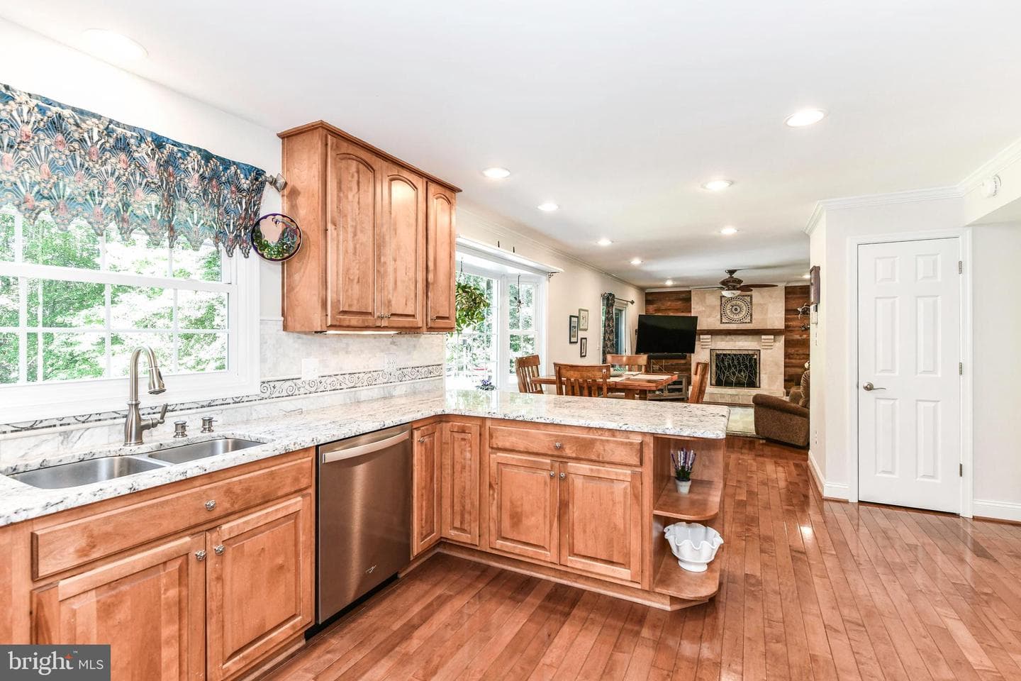 15240 Eclipse Drive photo 34