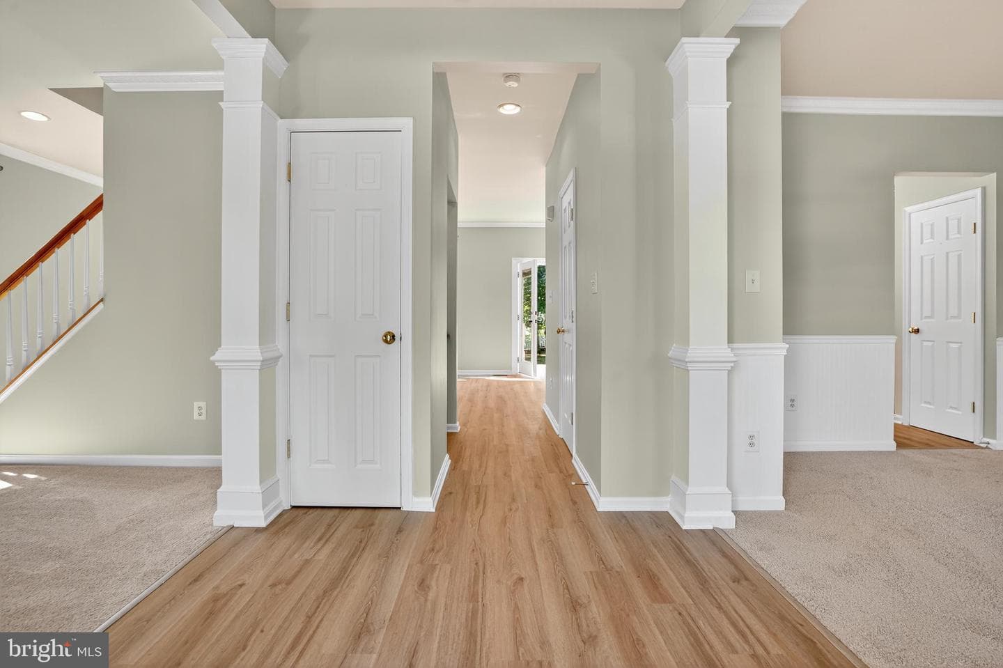 10028 Boreland Court photo 4