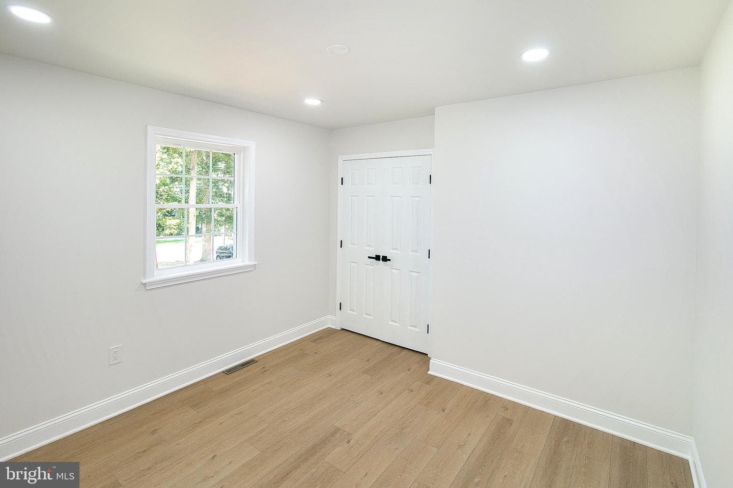 13305 Kahns Road photo 21