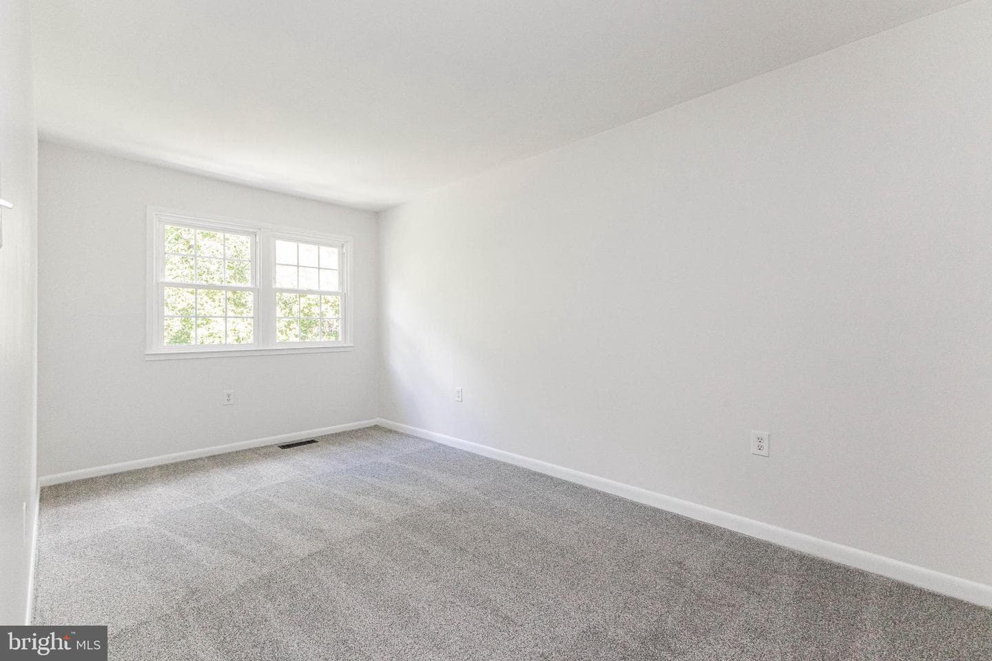 14603 Earlham Court photo 23