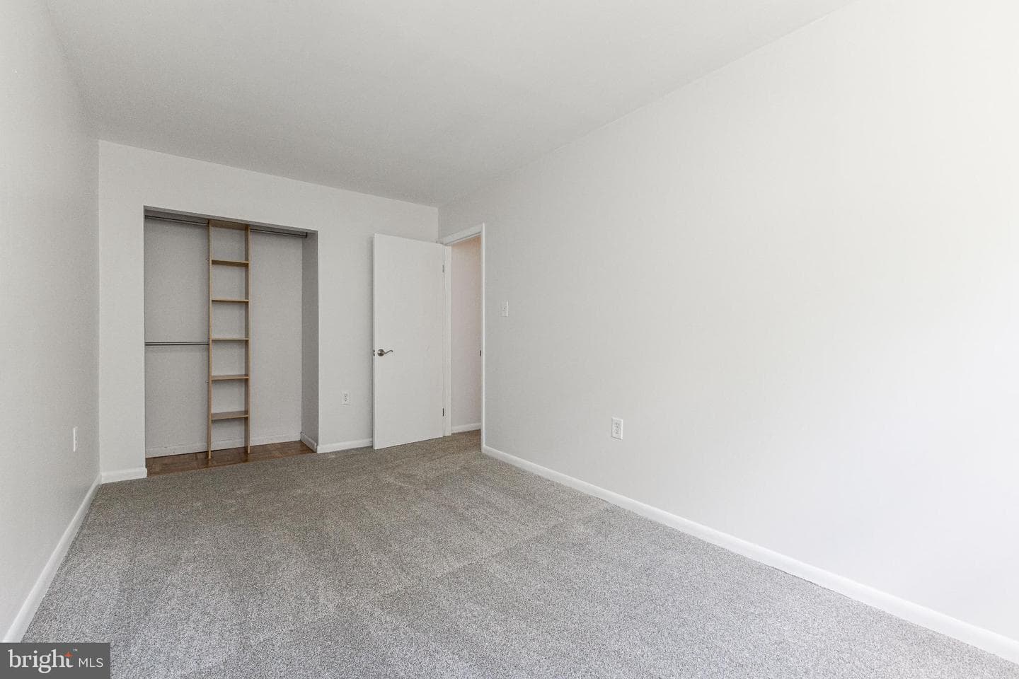 14603 Earlham Court photo 24