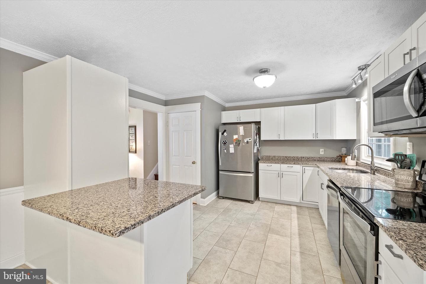 6504 Basil Court photo 12